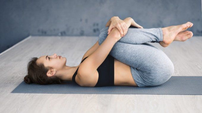 Pavanamuktasana (Wind-Relieving Pose)yoga